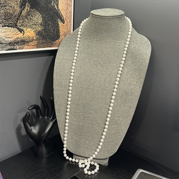 Vintage Faux Pearls ~ Three Single Necklaces Layered - Picture 4 of 4